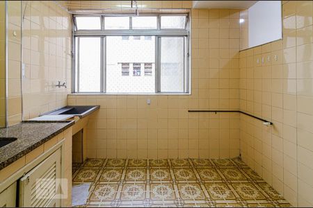 Apartamento à venda com 64m², 2 quartos e 1 vagaÁrea de serviço