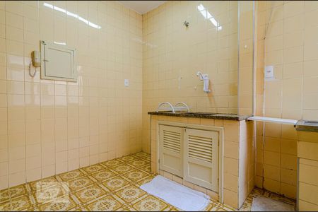 Apartamento à venda com 64m², 2 quartos e 1 vagaCozinha