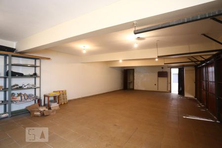Casa de condomínio para alugar com 325m², 3 quartos e 5 vagasGaragem