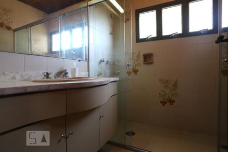 Banheiro Social de casa de condomínio para alugar com 3 quartos, 325m² em Cidade São Francisco, São Paulo