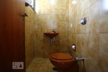 Lavabo de casa de condomínio para alugar com 3 quartos, 325m² em Cidade São Francisco, São Paulo