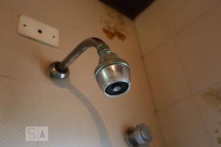 Casa de condomínio para alugar com 325m², 3 quartos e 5 vagasBanheiro Social - Chuveiro