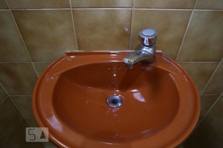 Lavabo - Torneira de casa de condomínio para alugar com 3 quartos, 325m² em Cidade São Francisco, São Paulo