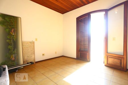 Casa de condomínio para alugar com 325m², 3 quartos e 5 vagasQuarto 1