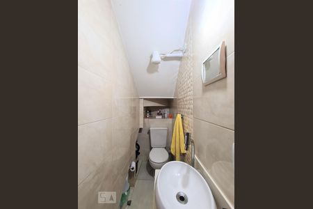 Lavabo de casa de condomínio à venda com 4 quartos, 200m² em Cachambi, Rio de Janeiro