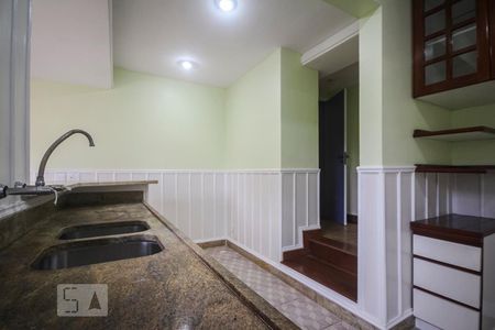 Casa de condomínio à venda com 267m², 3 quartos e 2 vagasCozinha