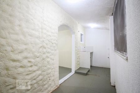 Casa de condomínio à venda com 267m², 3 quartos e 2 vagasCasa do caseiro