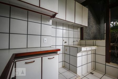 Casa de condomínio à venda com 267m², 3 quartos e 2 vagasLavanderia