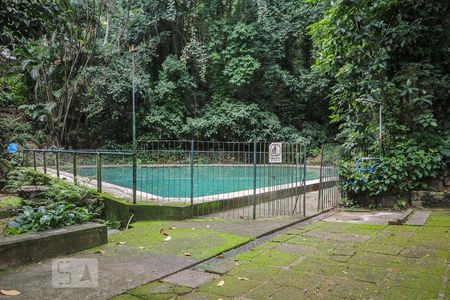 Casa de condomínio à venda com 267m², 3 quartos e 2 vagasÁrea comum - Piscina