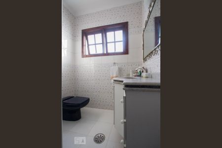 Casa à venda com 350m², 3 quartos e 3 vagasBanheiro