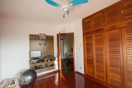 Casa à venda com 350m², 3 quartos e 3 vagasQuarto 2