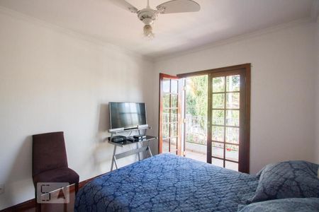 Casa à venda com 350m², 3 quartos e 3 vagasSuíte