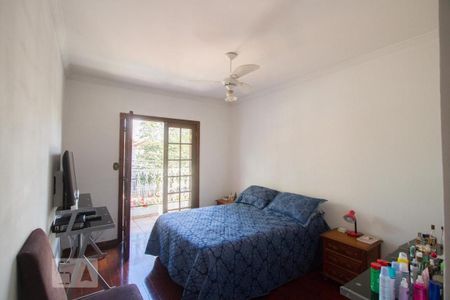 Casa à venda com 350m², 3 quartos e 3 vagasSuíte