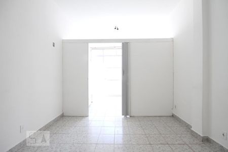 Studio à venda com 42m², 1 quarto e sem vagaSala