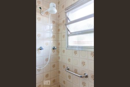 Casa à venda com 230m², 3 quartos e 3 vagas Casa à venda com 230m², 3 quartos e 3 vagasSuíte - Banheiro