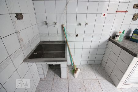 Casa à venda com 212m², 3 quartos e 2 vagasLavanderia