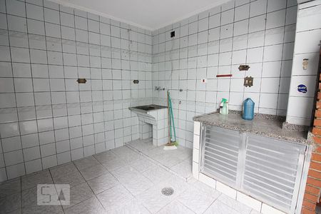 Casa à venda com 212m², 3 quartos e 2 vagasLavanderia