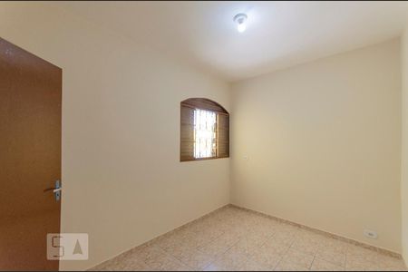 Casa à venda com 270m², 4 quartos e 1 vagaQuarto
