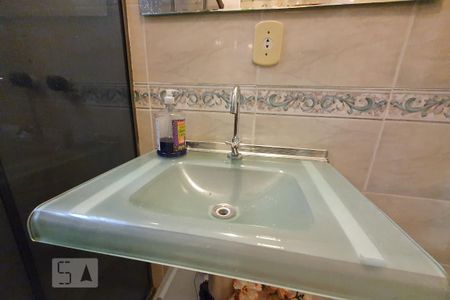 Apartamento à venda com 191m², 4 quartos e 1 vagaBanheiro 2