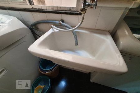 Apartamento à venda com 191m², 4 quartos e 1 vagaÁrea de Serviço