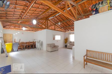 Apartamento à venda com 45m², 2 quartos e sem vagaÁrea Comum - Salão de Festas