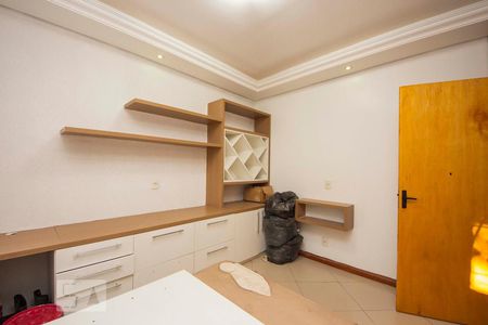 Quarto 1 de casa para alugar com 2 quartos, 220m² em Rubem Berta, Porto Alegre