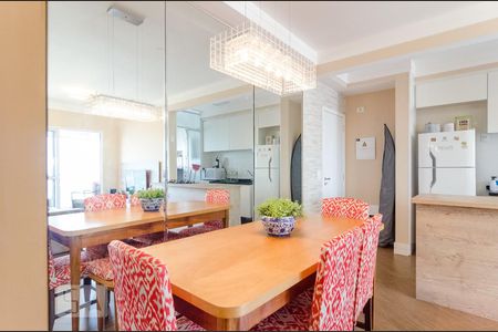 Sala de apartamento para alugar com 2 quartos, 70m² em Vila Alexandria, São Paulo