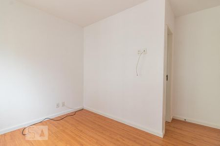 Suíte 1 de apartamento à venda com 2 quartos, 68m² em Vila Ipiranga, Porto Alegre