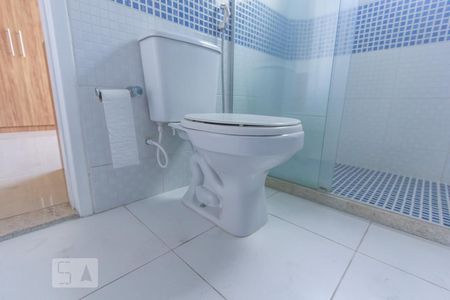 Casa à venda com 310m², 3 quartos e 3 vagasBanheiro da Suíte