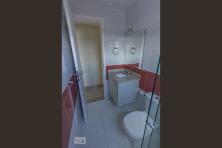 Casa à venda com 310m², 3 quartos e 3 vagasBanheiro Social