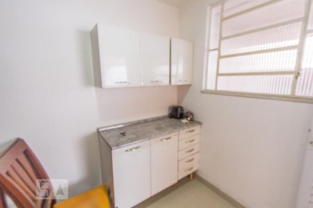 Casa à venda com 310m², 3 quartos e 3 vagasQuarto de Serviço