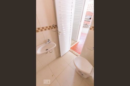 Casa à venda com 310m², 3 quartos e 3 vagasBanheiro de Serviço