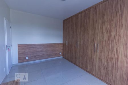 Casa à venda com 310m², 3 quartos e 3 vagasSuíte