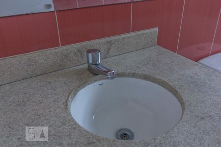 Casa à venda com 310m², 3 quartos e 3 vagasBanheiro Social