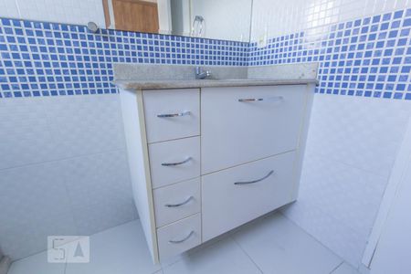 Casa à venda com 310m², 3 quartos e 3 vagasBanheiro da Suíte