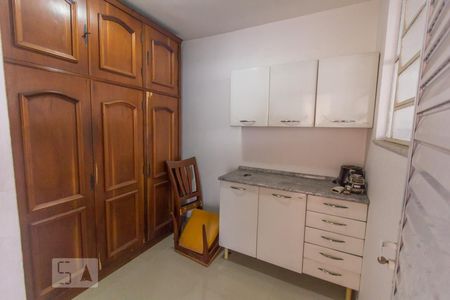 Casa à venda com 310m², 3 quartos e 3 vagasQuarto de Serviço