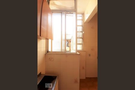 Apartamento à venda com 46m², 2 quartos e 1 vagaÁrea de Serviço