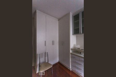 Apartamento à venda com 155m², 3 quartos e 2 vagasArmário