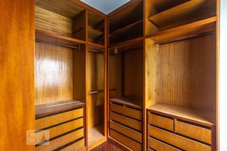 Apartamento à venda com 155m², 3 quartos e 2 vagasCloset