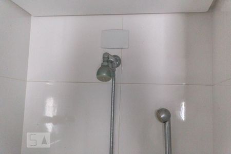 Apartamento à venda com 155m², 3 quartos e 2 vagasChuveiro