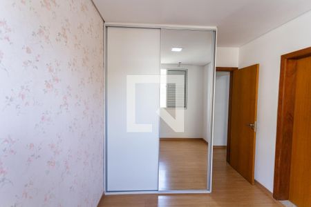 Apartamento para alugar com 62m², 2 quartos e 2 vagasArmário da Semi-Suíte