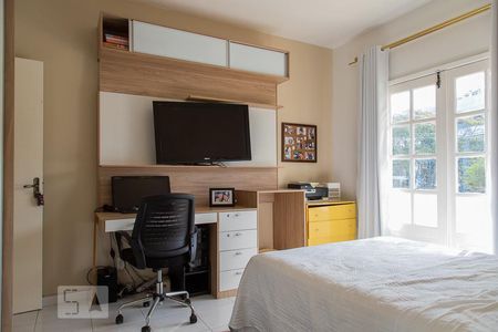 Casa de condomínio à venda com 470m², 6 quartos e 4 vagasSuíte 2