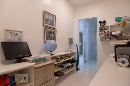 Casa de condomínio à venda com 470m², 6 quartos e 4 vagasSuíte 4