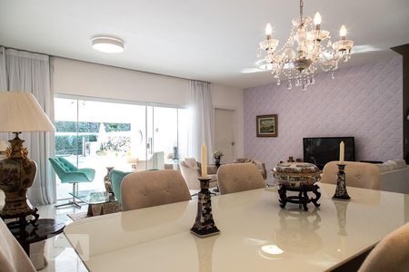 Sala de casa de condomínio à venda com 6 quartos, 470m² em Barra da Tijuca, Rio de Janeiro