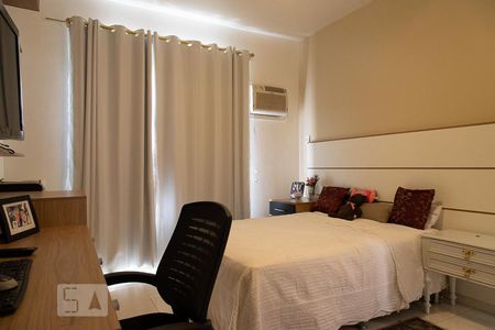 Casa de condomínio à venda com 470m², 6 quartos e 4 vagasSuíte 2