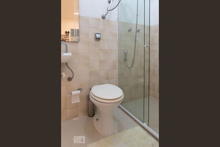 Casa de condomínio à venda com 470m², 6 quartos e 4 vagasBanheiro suíte 4