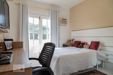 Casa de condomínio à venda com 470m², 6 quartos e 4 vagasSuíte 2