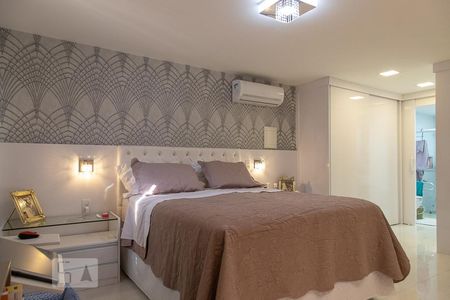 Casa de condomínio à venda com 470m², 6 quartos e 4 vagasSuíte 1