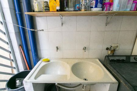 Casa de condomínio à venda com 155m², 3 quartos e 3 vagasÁrea de Serviço