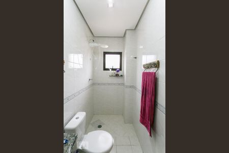 Casa de condomínio à venda com 155m², 3 quartos e 3 vagasBanheiro Social